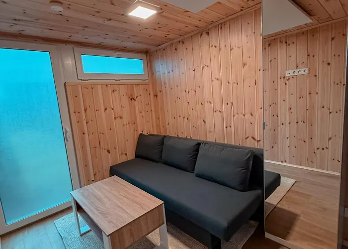 Nauji Tipo Apartamentai Su Privaciu Wc Ir Vonios Kambariu *